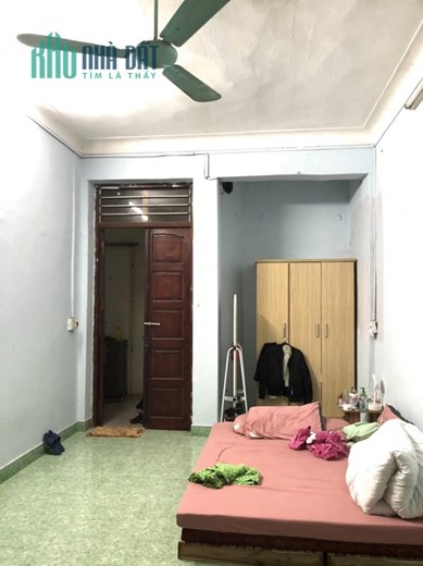 Bán tập thể Lò Đúc HBT 30m T2 nhỉnh 1 tỷ ở luôn khép kín có sân vui chơi gần Hồ Gươm