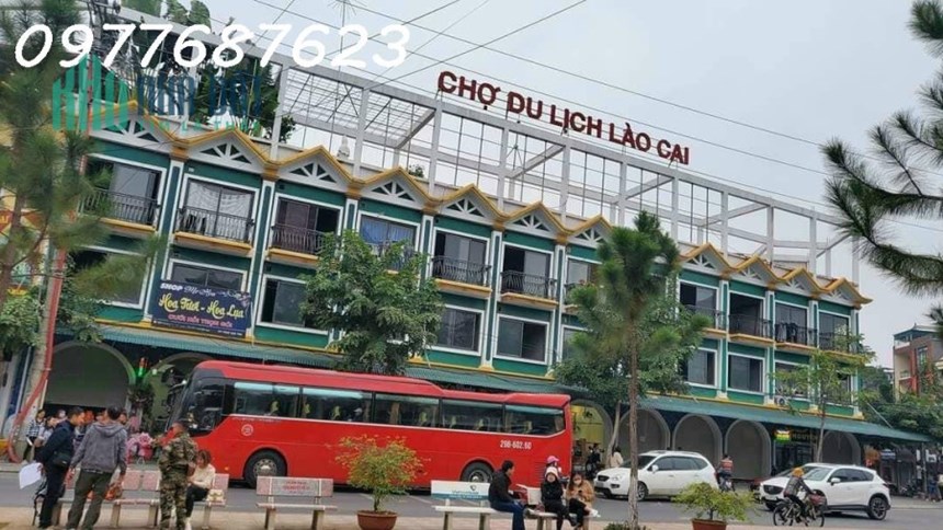 Bán 2 gian hàng Ăn Uống tầng 1 Chợ Du Lịch Lào Cai