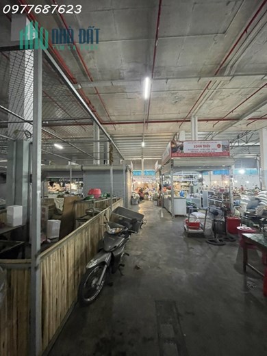 Bán 2 gian hàng Ăn Uống tầng 1 Chợ Du Lịch Lào Cai