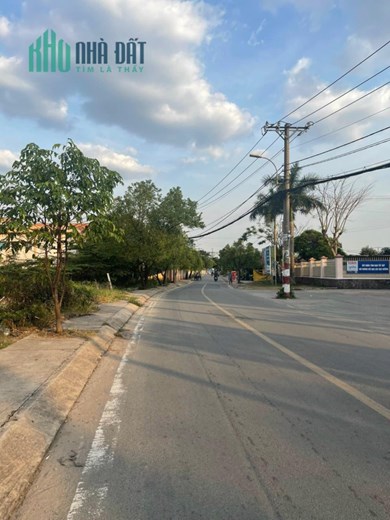Bán đất mặt tiền Xuân Thới Sơn, diện tích lớn giá rất mềm, vị trí đẹp, Hóc Môn