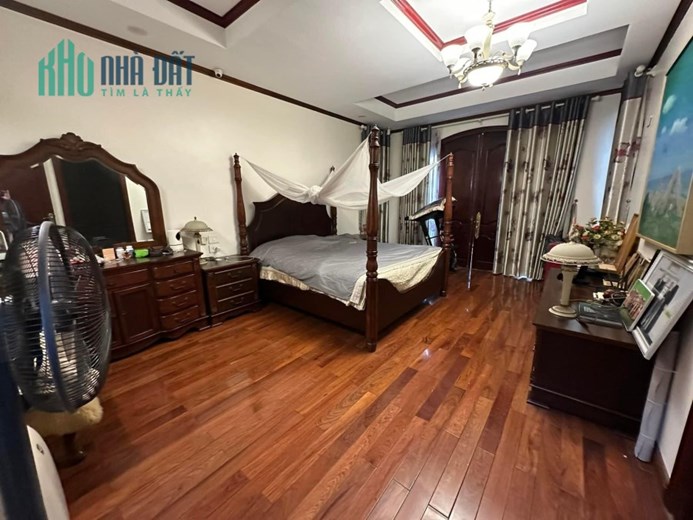 💥Bán Nhà Phạm Văn Đồng Từ Liêm, 2 Thoáng Ngõ Nông Oto Sát Phố, 120m Mt9m Nhỉnh 10Tỷ💥