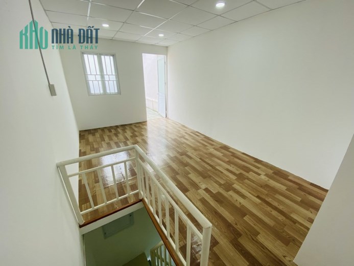 XEM NGAY KẺO TIẾC – ĐƯỜNG TRẦN HƯNG ĐẠO QUẬN 1 – SÁT MẶT TIỀN – HXH 7 CHỖ - CHỈ 6.350 TỶ - 3 TẤM