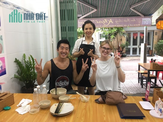 TÌM BẠN NỮ ĐỒNG HÀNH LÀM QUÁN CHAY, 014 lô A chung cư Trần Quang Diệu, phường 13, Quận 3