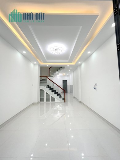 Nhà mới xây 5 tầng MT đường nhánh Dương Bá Trạc P1Q8. Giá 7,9 tỷ TL