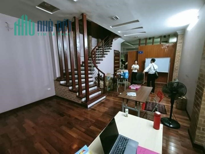 Bán nhà 140 Nguyễn Xiển, Thanh Xuân, plo ô tô tránh, vỉa hè, 61m2,5t,mt4.8m, 15tỷ, 0917420066