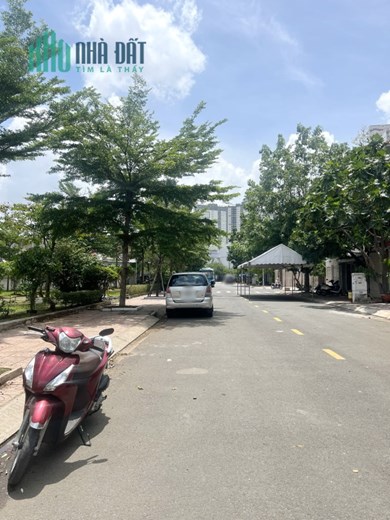 Bán 2 nhà xưởng (760m2) 2 mặt đường gần Cao Lỗ, Bình Hưng, Bình Chánh