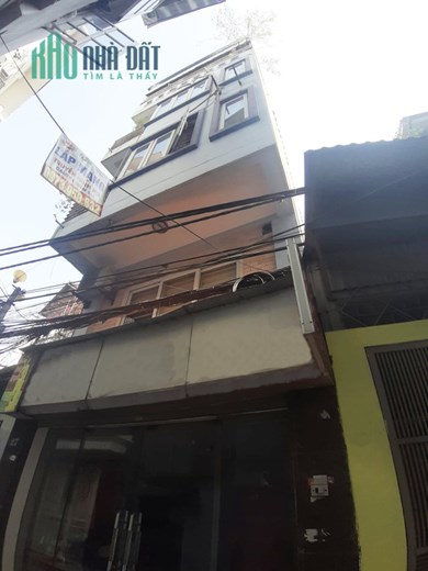 Bán nhà Mặt ngõ Trần Khát Chân giá 3,75 tỷ, 35m2, MT 3,5m, sân rộng