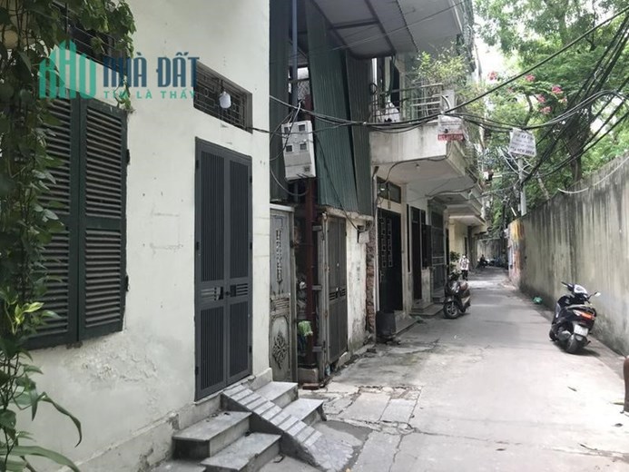ĐỐNG ĐA, ô tô đỗ cửa, nhà thoáng, ngõ sáng, dáng xinh, view công viên, hơn 100m2 sử dụng, nhỉnh 3 tỷ