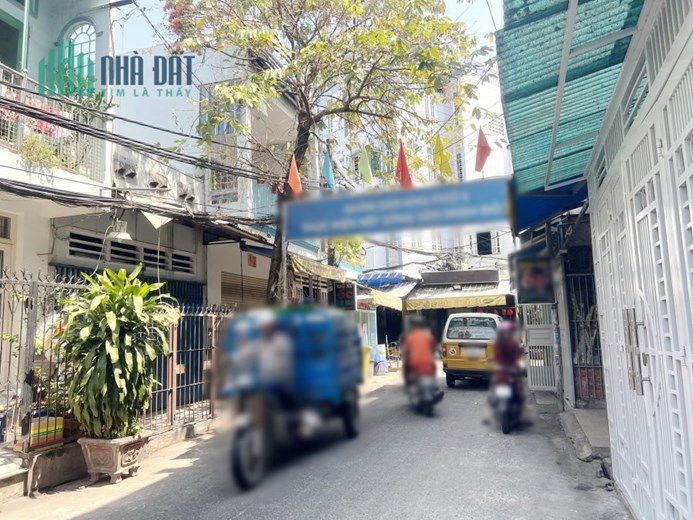 Nhà mới 4 tầng mặt hẻm ôtô Dương Bá Trạc P1 Q8 giá 7.9 tỷ