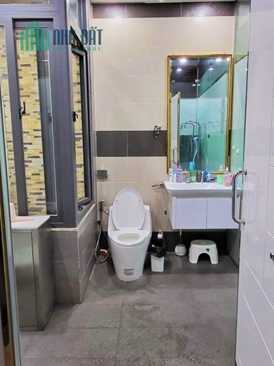 Biệt thự Vip Khu Bàu Cát - Trương Công Định, Quận Tân Bình, chiểu ngang rộng, 4 tầng