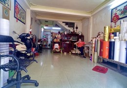 Cần Bna Nhà 5 Tầng, Hẻm Ô Tô, Khu Biệc Thự ADC, Thoại Ngọc Hầu , Tân Phú.