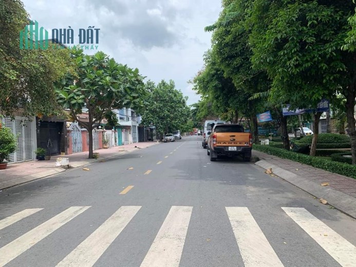 200m2 Mặt tiền 8x25m Bùi Minh Trực, 84 Triệu/m2 Quận 8
