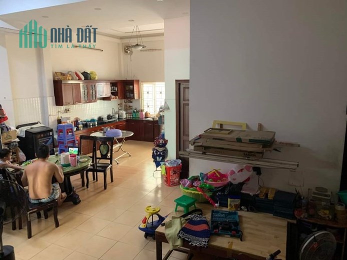 200m2 Mặt tiền 8x25m Bùi Minh Trực, 84 Triệu/m2 Quận 8