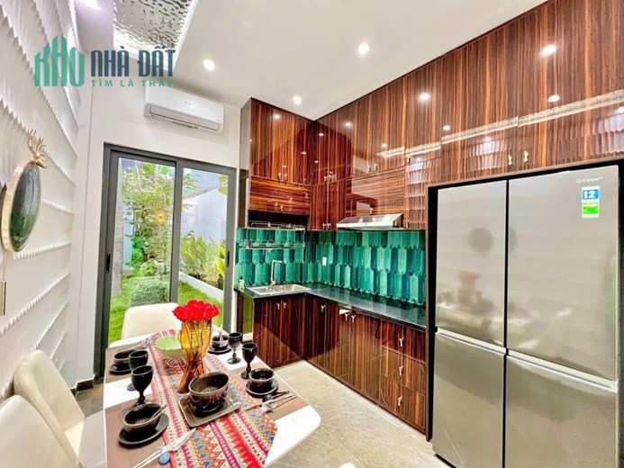 CĂN SIÊU VIP 4 Tầng _CÓ THANG MÁY_CÓ HỒ BƠI _CÁCH MẶT TIỀN THỐNG NHẤT 50m