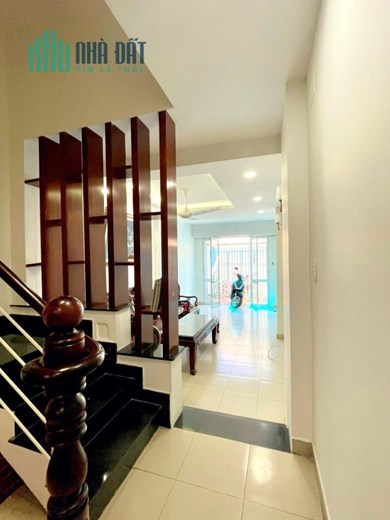 Bán Căn Nhà Chính Chủ Ở Từ 2014 Đến Giờ. Vị Trí Sau Điện Lực Nguyễn Văn Lượng Gò Vấp Đi Vào 300m.