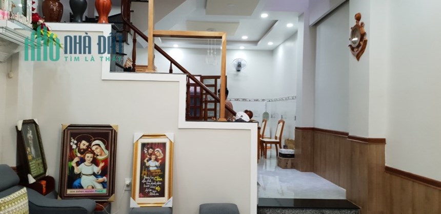 KHÁCH CẦN NHÀ CÓ PHÒNG NGỦ DƯỚI TRỆT - ĐƯỜNG 8m THOONG thì KHÔNG NÊN BỎ QUA CĂN NHÀ NÀY