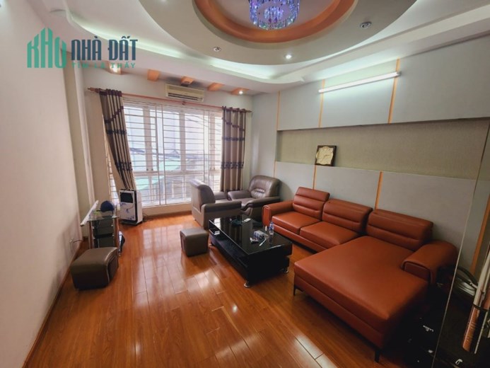 Đống Đa Nhà đẹp mặt ngõ to KD đa dạng 43m 4 tấng giá 6 tỷ