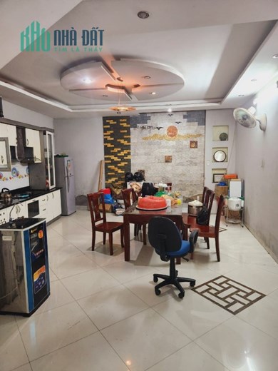 Đống Đa Nhà đẹp mặt ngõ to KD đa dạng 43m 4 tấng giá 6 tỷ