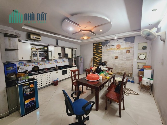 Đống Đa Nhà đẹp mặt ngõ to KD đa dạng 43m 4 tấng giá 6 tỷ