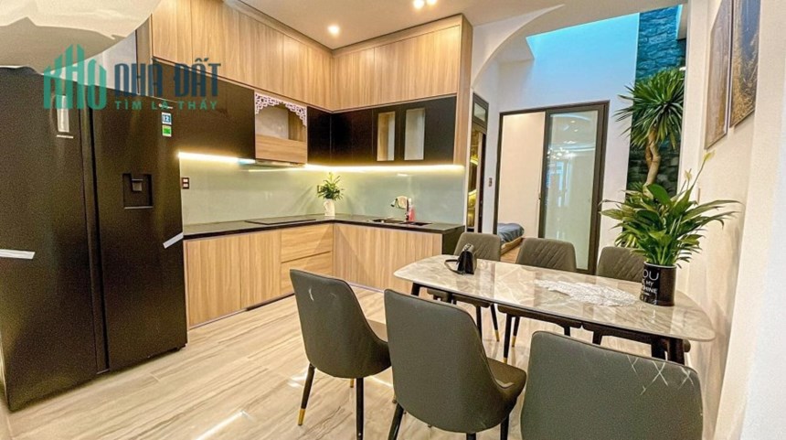 HIẾM NHẤT QUẬN HAI BÀ TRƯNG, Ở LUÔN, KINH DOANH SẦM UẤT, Ô TÔ VÀO NHÀ GIÁ CHỈ 9.8 TỶ