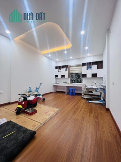 BÁN NHÀ TÔN ĐỨC THẮNG, ĐỐNG ĐA, Ở NGAY, 40M2 6 TẦNG, GIÁ 4.5 TỶ