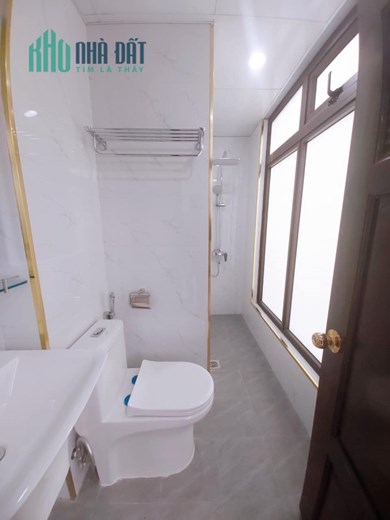 Nhà mới lô góc Gaza ôtô thang máy DT 40 7 tâng MT 7m giá 8.5 tỷ