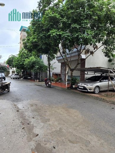 Đất phân lô Văn La Hà Đông, mặt tiền rộng hơn 5m giá nhỉnh 6 tỷ