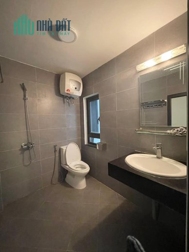 Bán nhà Ngọc Thuỵ, gần MiPec, Gần cầu, oto chỉ nhỉnh 3 tỷ LH: 0936123469