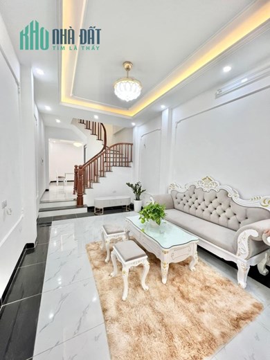 Bán nhà Tân Mai, Hoàng Mai, 70m2, phân lô, ngõ nông, thông  tứ tung, nhỉnh 6 tỷ.