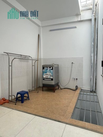 Bán nhà Ngọc Thuỵ, gần MiPec, Gần cầu, oto chỉ nhỉnh 3 tỷ LH: 0936123469