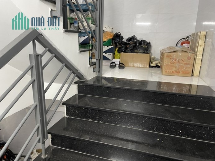 Bán nhà mới Trần Bình Trọng Quận 5 4 tầng BTCT HXH 50m2 ngang 4m chỉ 9 tỷ 9.