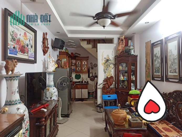 BÁN NHÀ BỒ ĐỀ, Ô TÔ ĐỖ CỔNG, 5 TẦNG, Ở LUÔN, GẦN TRƯỜNG QUỐC TẾ Wellspring, HỒ ĐIỀU HOÀ, TIỆN ÍCH