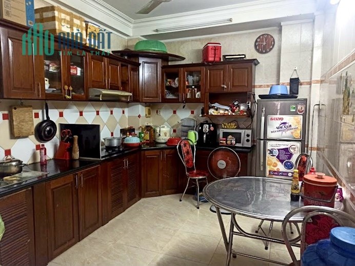 Bán nhà 4 tầng 39m2 Phạm Văn Hai P3 Tân Bình gần trường Bình Giã giá rẻ chỉ 4 tỷ 5