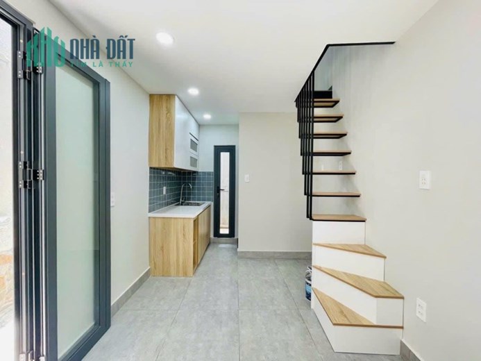nha gần chợ BÀ CHIỂU BÌNH THẠNH 2 TẦNG 2,35 tỷ