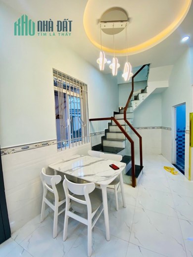 nhà lê quang định, bình thạnh  gần chợ bà CHIỂU 2 tầng 3,35 tỷ