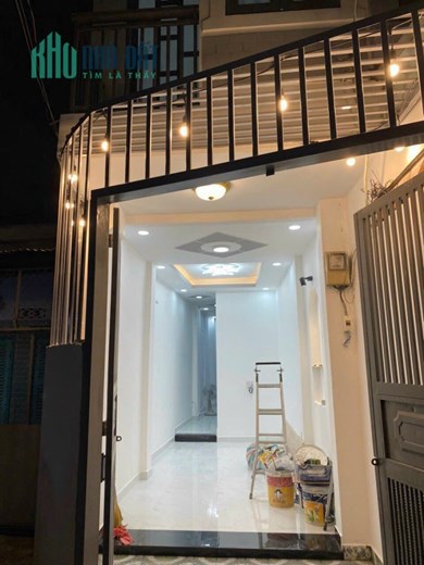 nhà lê quang định, bình thạnh  gần chợ bà CHIỂU 2 tầng 3,35 tỷ