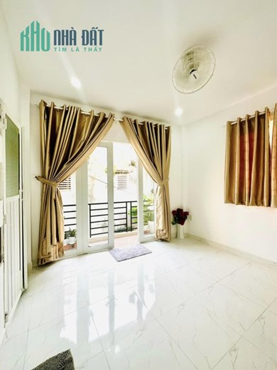 nhà lê quang định, bình thạnh  gần chợ bà CHIỂU 2 tầng 3,35 tỷ