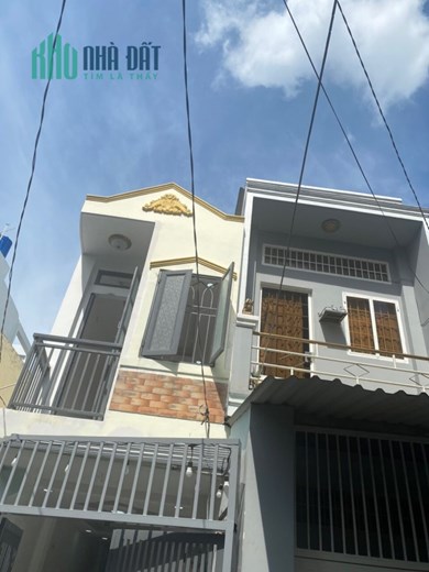 nhà lê quang định, bình thạnh  gần chợ bà CHIỂU 2 tầng 3,35 tỷ