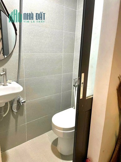 nhà lê quang định, bình thạnh  gần chợ bà CHIỂU 2 tầng 3,35 tỷ