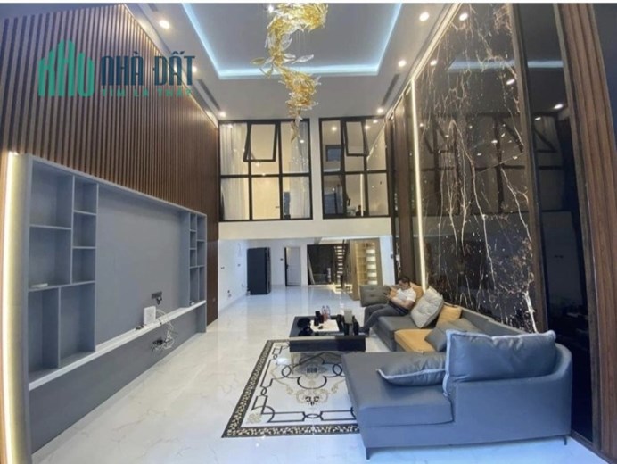 BÁN NHÀ LẠC LONG QUÂN -LÔ GÓC -OTO -Ở NGAY  65M 4 TẦNG MT 6.3M 9.5 TỶ
