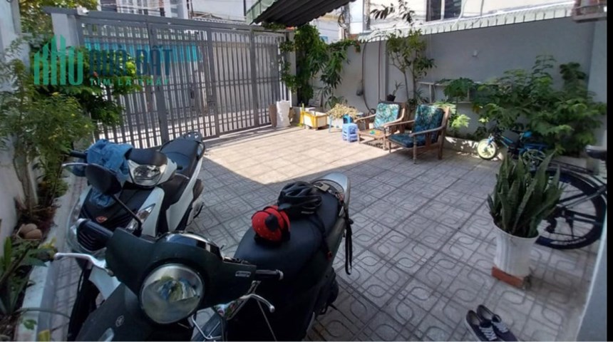 NHÀ LÔ GÓC 2 MẶT TIỀN_NGUYỄN VĂN QUÁ_ QUẬN 12_ DIỆN TÍCH 6.5x19 m _9.8 tỷ