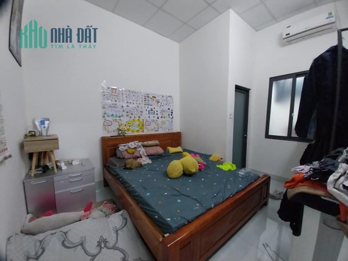 NHÀ LÔ GÓC 2 MẶT TIỀN_NGUYỄN VĂN QUÁ_ QUẬN 12_ DIỆN TÍCH 6.5x19 m _9.8 tỷ