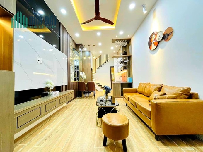 Bán Nhà Mặt Tiền Tân Kỳ Tân Quý, Nhà Đẹp Ở Ngay, 128m2 x 4 Tầng, Không Lộ Giới, Chỉ 9 Tỷ 500 Triệu