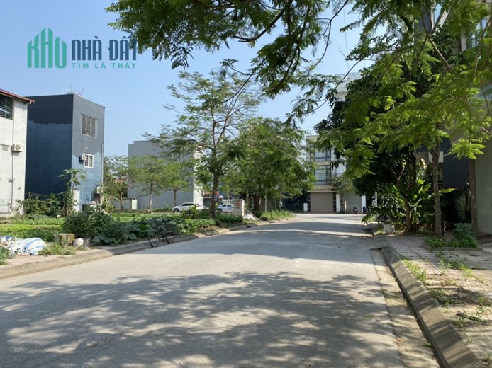 ĐỐI DIỆN VƯỜN HOA- ĐẠI PHÚC- MẶT TIỀN SIÊU TO 6M- DT 81m2- HƯỚNG ĐÔNG NAM!
