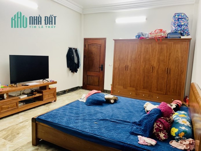 NHÀ 4 TẦNG HUD A- LÀN 2 HOÀNG HOA THÁM- SÁT CÔNG VIÊN, KHÔNG KHÍ TRONG LÀNH- KHÔNG GIAN THOÁNG ĐÃNG!