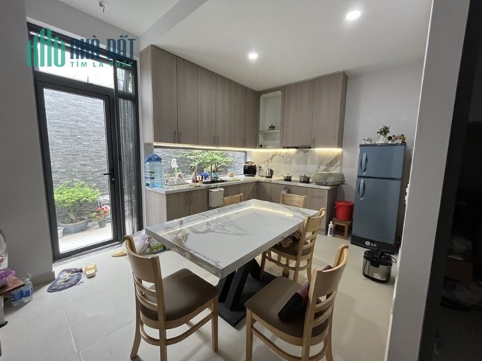 NGộp HXH Thông Bầu Cát - 48m2 - 4 tầng BTCT Hiếm