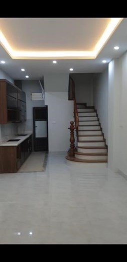 Bán nhà Hào Nam, 42m2, 5 Tầng, Còn mới, Tặng Điều hòa, 4,69 tỷ