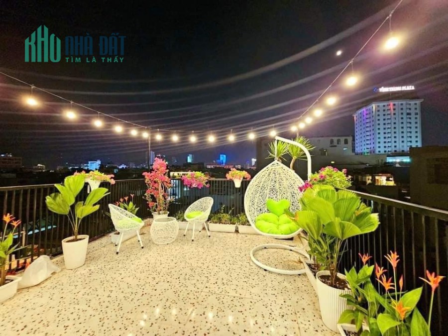 BÁN NHÀ 5 TẦNG FULL NỘI THẤT SÁT ĐƯỜNG HÙNG VƯƠNG NGAY CHỢ CỒN ĐÀ NẴNG