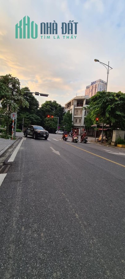 BÁN ĐẤT HOÀNG CẦU, ĐỐNG ĐA, Ô TÔ, KINH DOANH, 70M2, GIÁ 8 TỶ