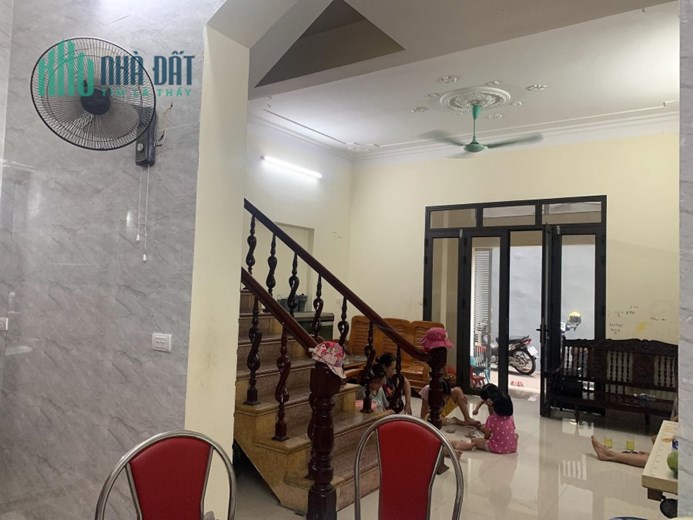 Bán nhà 65m2, phố Đình Thôn, Nam Từ Liêm, KD, nhỉnh 5 tỷ, nhan8tg